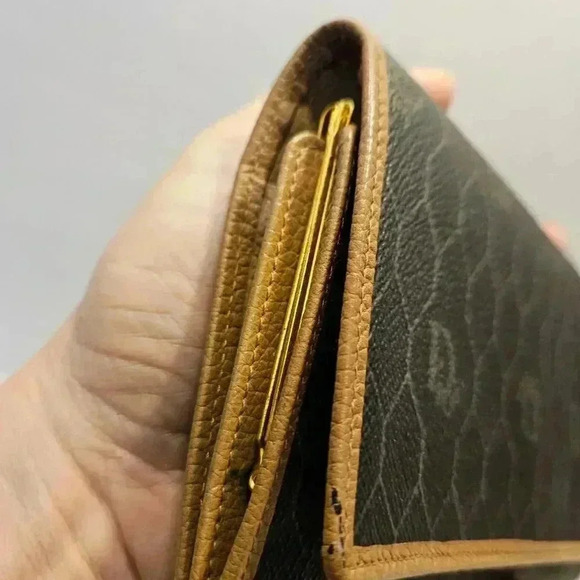 Dior honeycomb pattern Wallet - Picture 7 of 14
